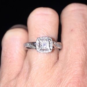 Size 3 1/2 1/3 carat white gold engagement ring